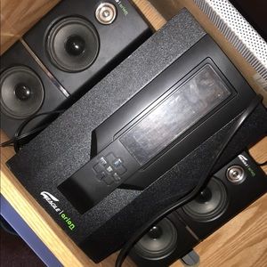 Radio/ Speaker set